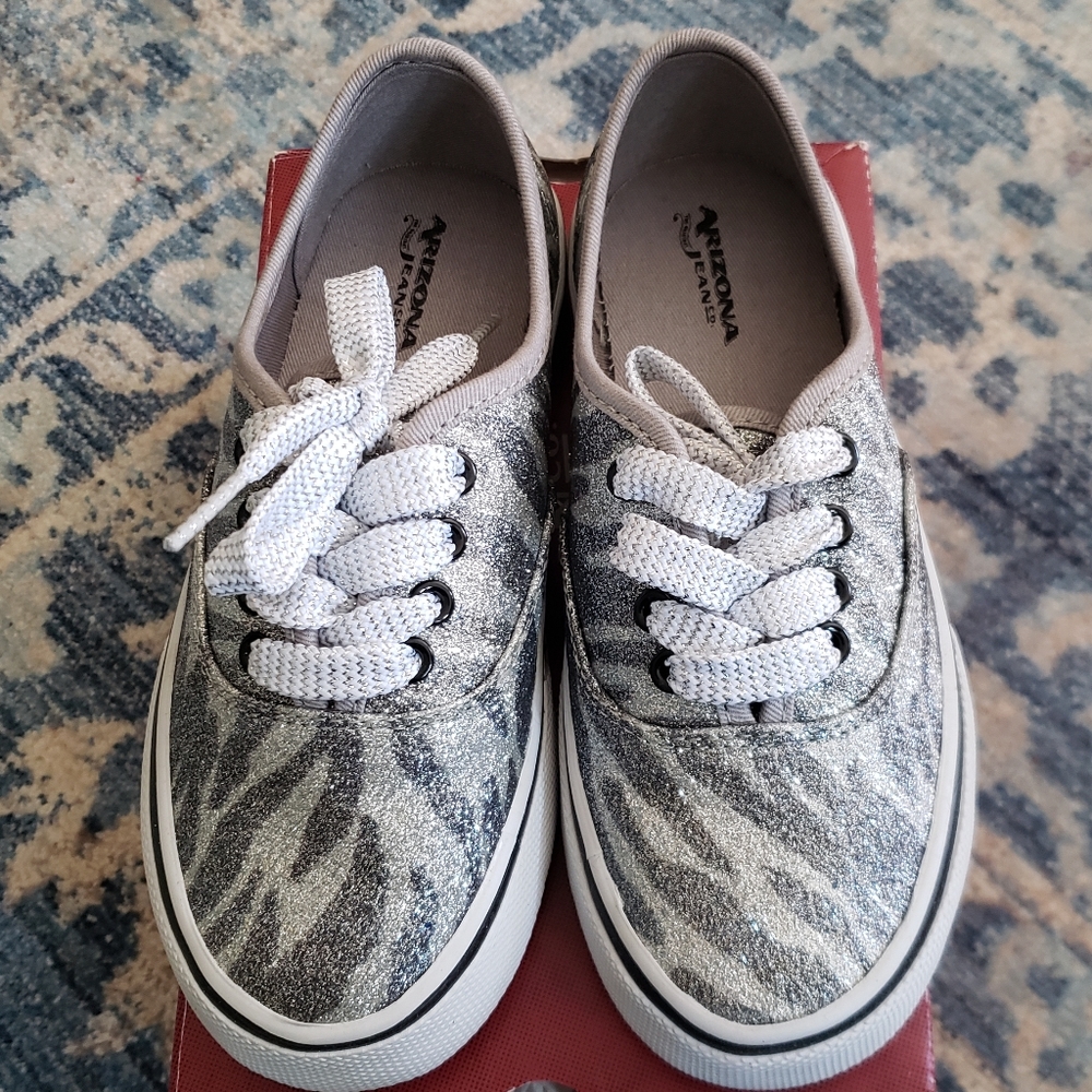 Arizona Jeans Girls Silver Zebra Sneakers New in Box NWT